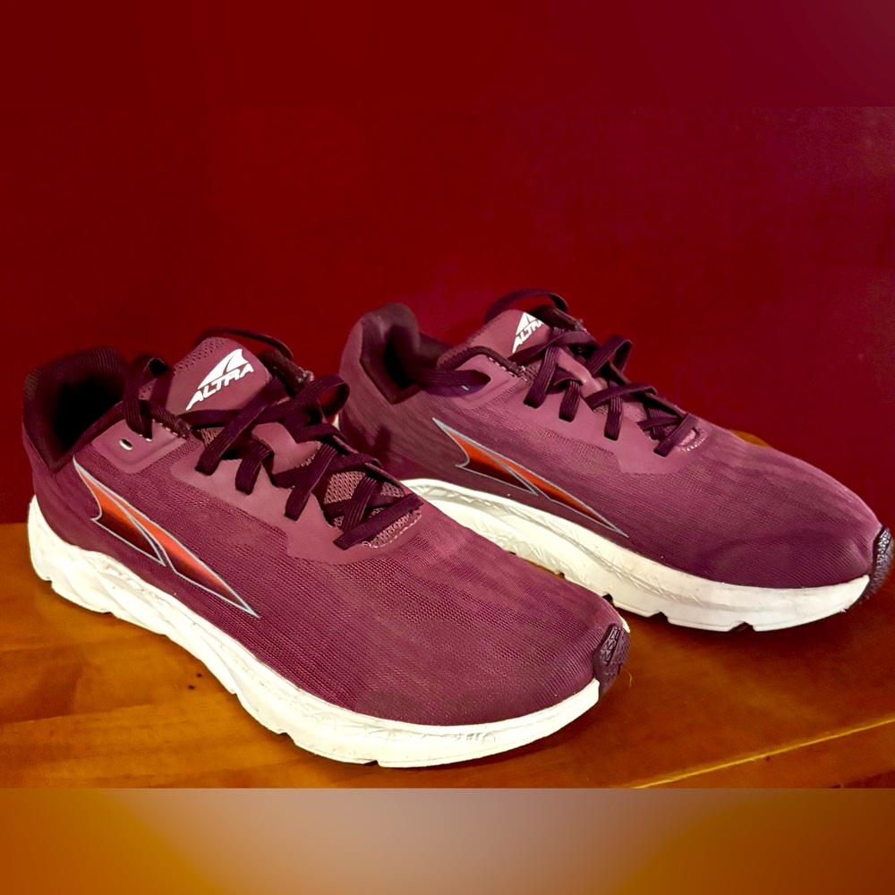 Altra Running Rivera AL0A4VQV019 Rose Coral Race Gym Shoes Womens 7.5 Sneakers